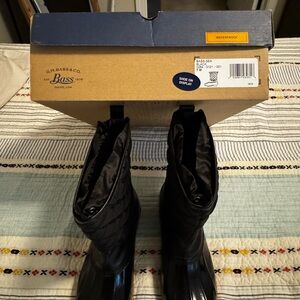 Bass Quilted Black Waterproof Boots